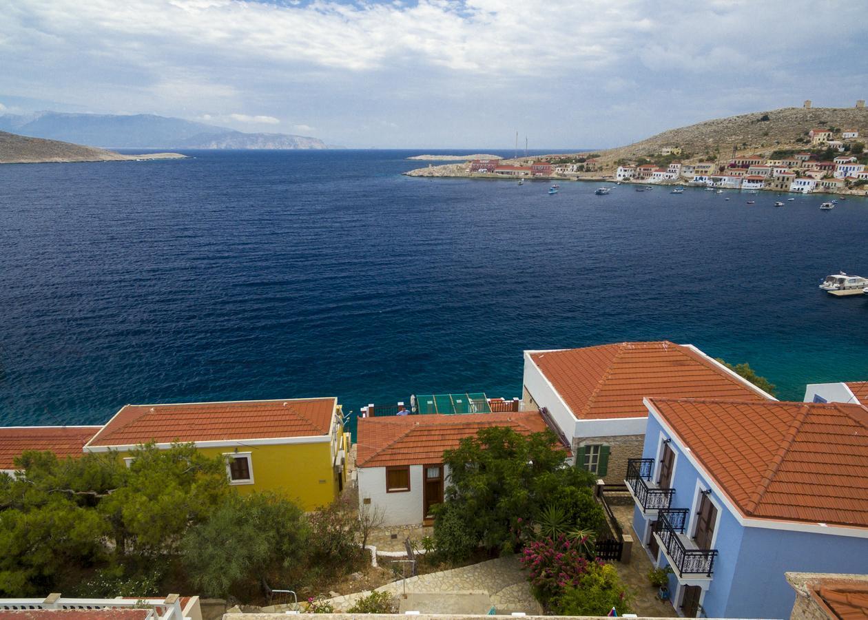 Roulas Apartments Chalki Town Buitenkant foto